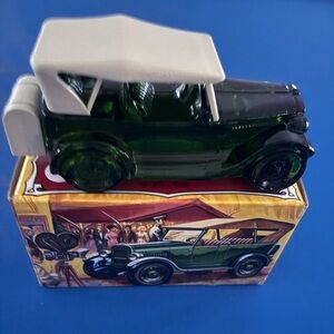 vintage Avon Maxwell '23 car decanter,new in box
